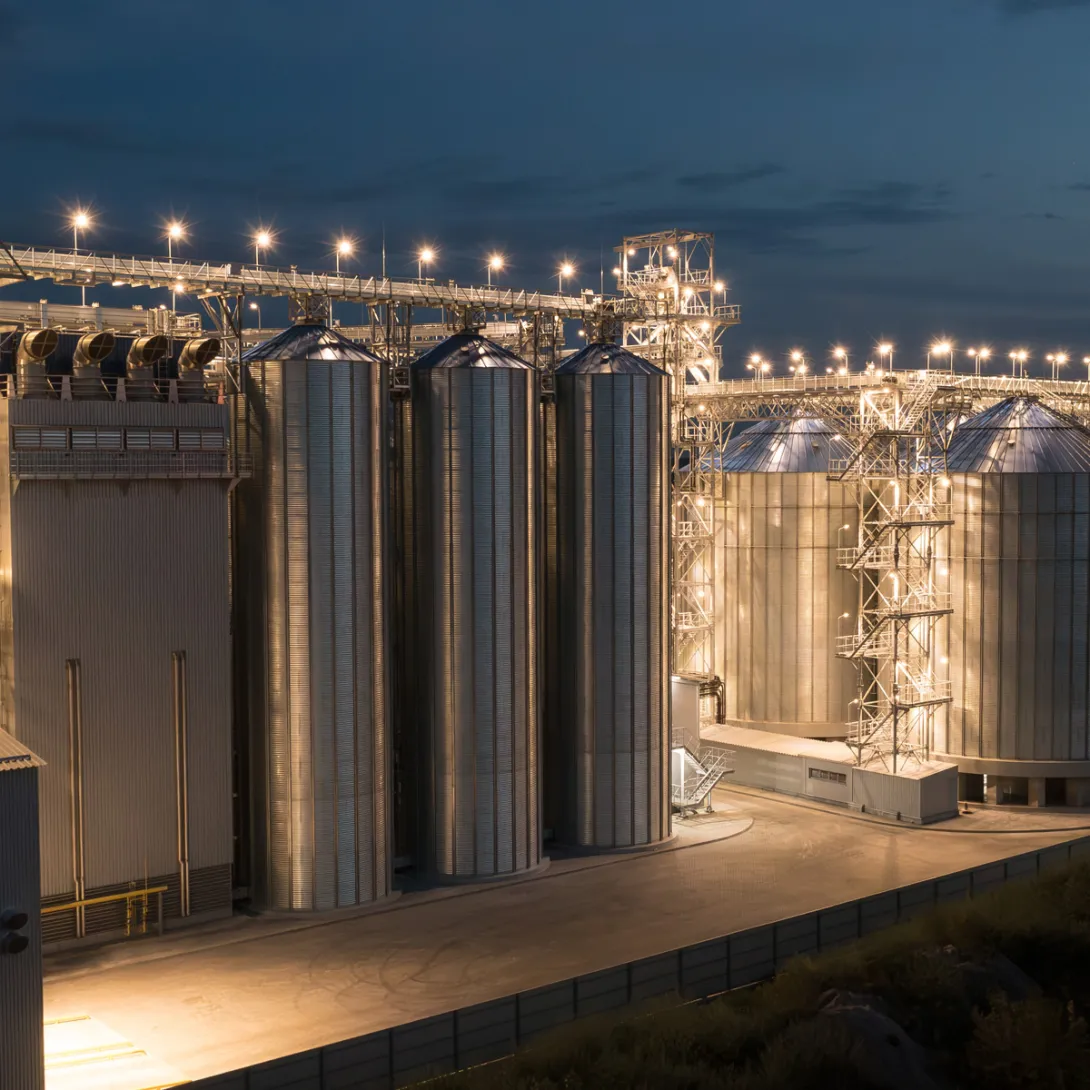 farm lights